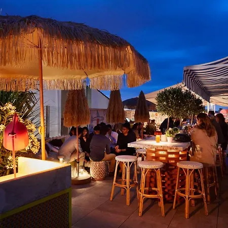Szálloda Mama Shelter 4*
