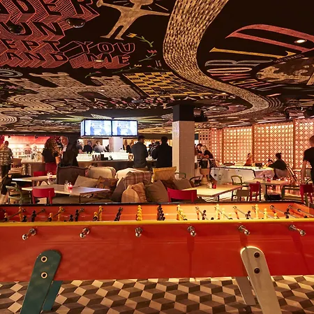 Mama Shelter 4* Тулуза